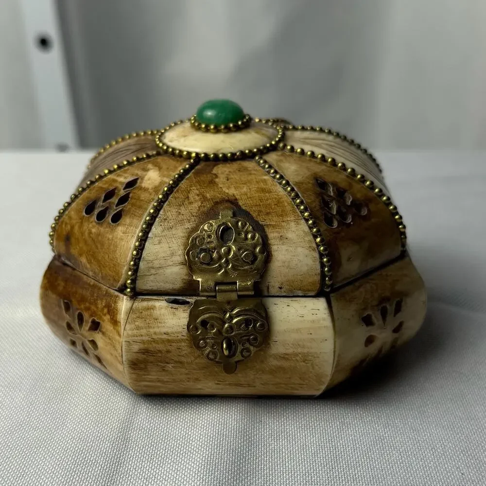 Vintage Camel Bone & Brass Trinket Box Octagonal India Green Cabochon